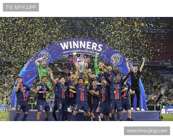 带q的足球明星们在绿茵场上的精彩瞬间与传奇故事 带q的足球明星们在绿茵场上的精彩瞬间与传奇故事