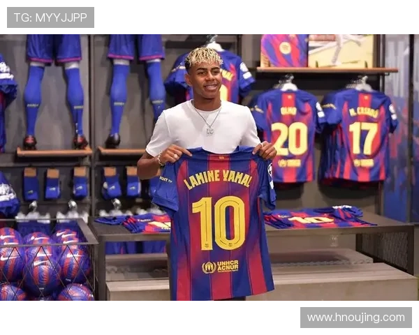 拍卖足球明星的身份揭晓他们的传奇故事与价值分析 拍卖足球明星的身份揭晓他们的传奇故事与价值分析