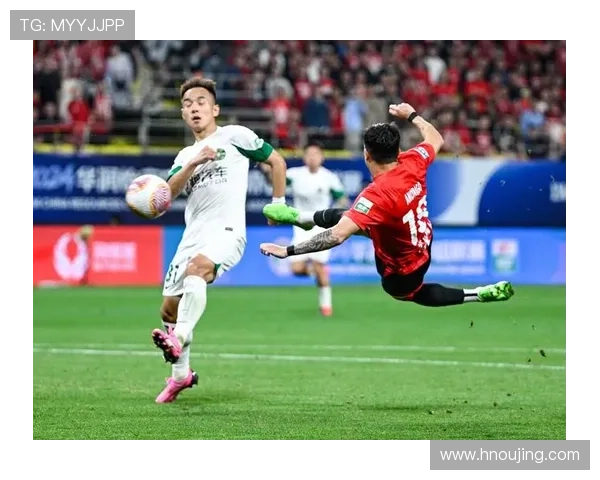 成都羽毛球队在钻石联赛积分榜中以53分稳居首位展现强劲实力