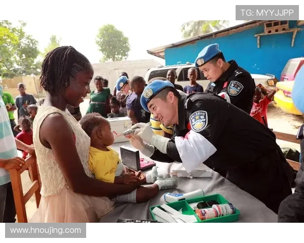 足球明星跨国援助展现人道精神与团结力量